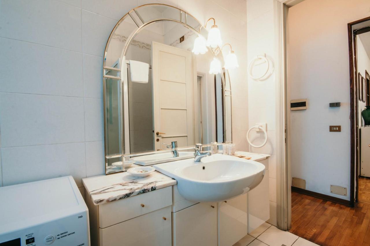 Library Apartment - Villa Candela Stresa Esterno foto